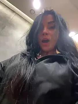 Freechat CrazzyChicks on StripChat