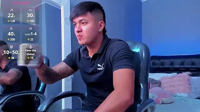 Freechat Cristopher_strong on StripChat