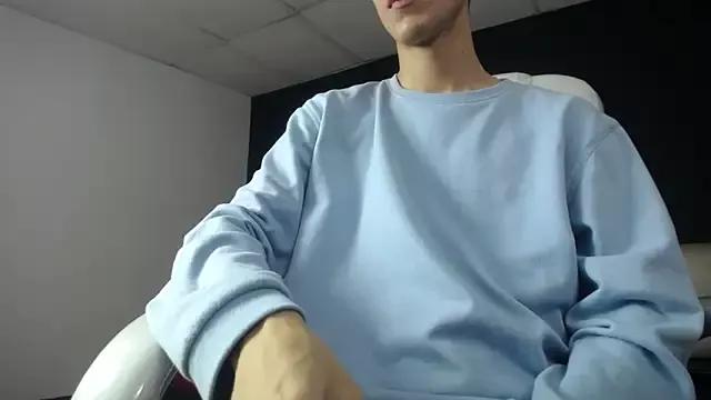 Freechat Cum_hunters on StripChat