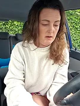 cumtomama on StripChat