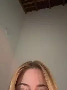 Freechat curchez_ on StripChat