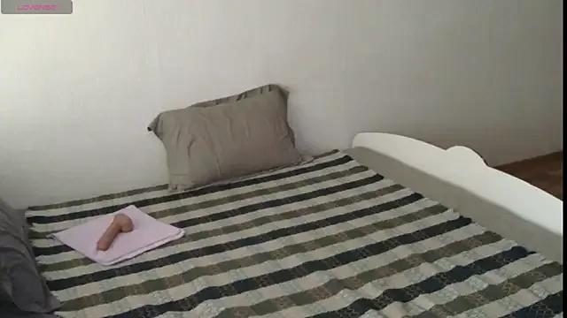 Freechat CurlyNed on StripChat