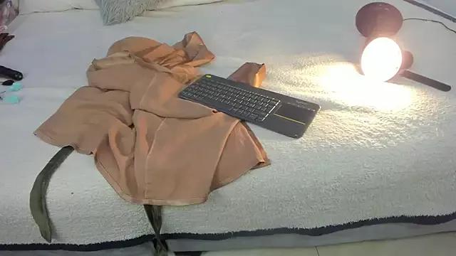 Dakotacarvajal on StripChat