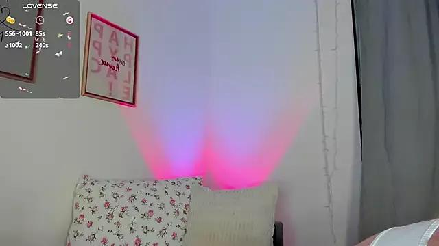 damn_cutie on StripChat 