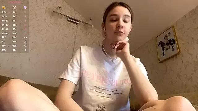 DanaCore on StripChat 