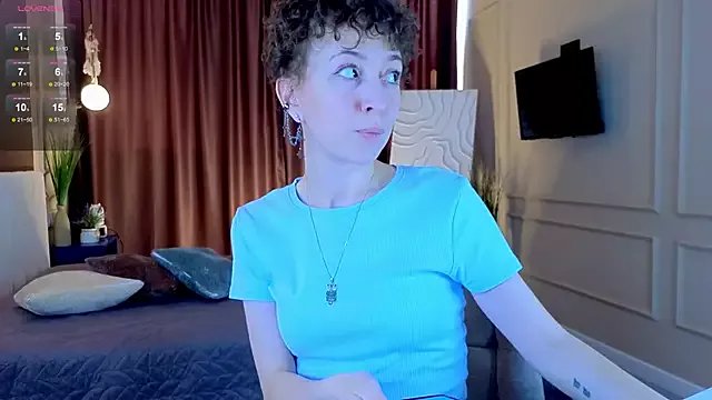 Offline daniellia_ on StripChat