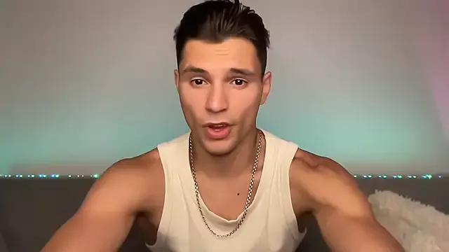 Freechat denlover1 on StripChat