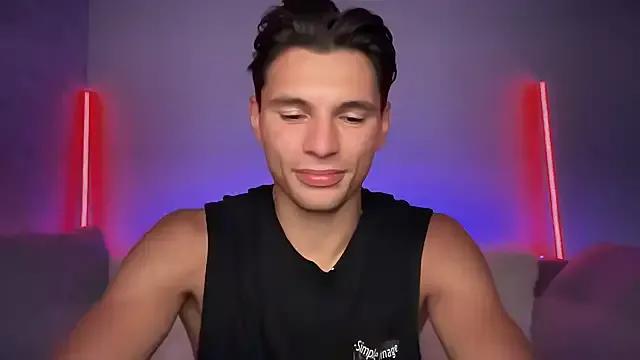 Freechat denlover1 on StripChat