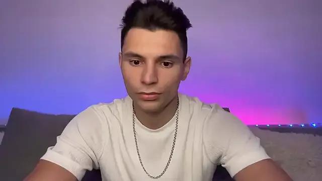 Freechat denlover1 on StripChat