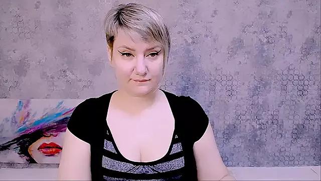 Djullia on StripChat 