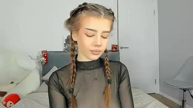 dolly_ll on StripChat 
