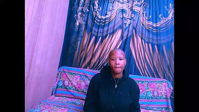 Freechat ebonyfirexx on StripChat