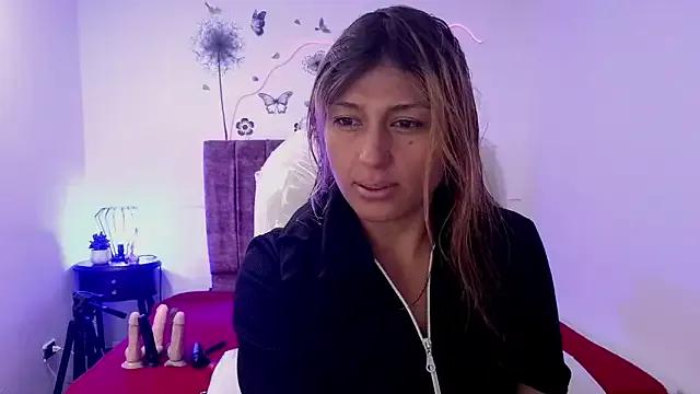 Freechat elena_detroya on StripChat