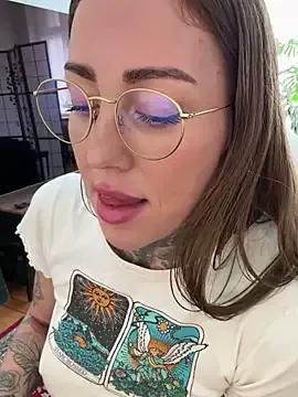 Elenascrib on StripChat