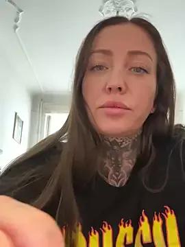 Elenascrib on StripChat