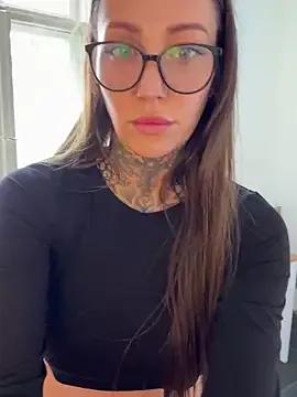 Elenascrib on StripChat