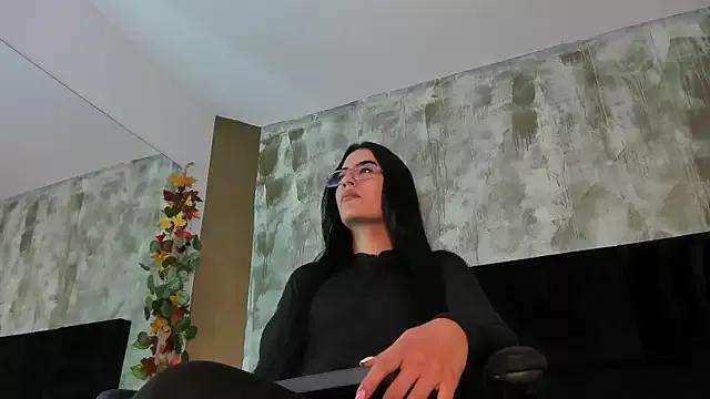 Ellaochoa on StripChat 