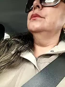 emma_tour on StripChat