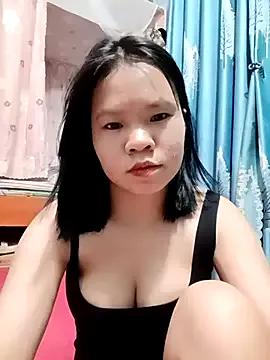 emyeuhss on StripChat