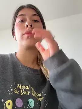 Enyeld_ruru on StripChat 