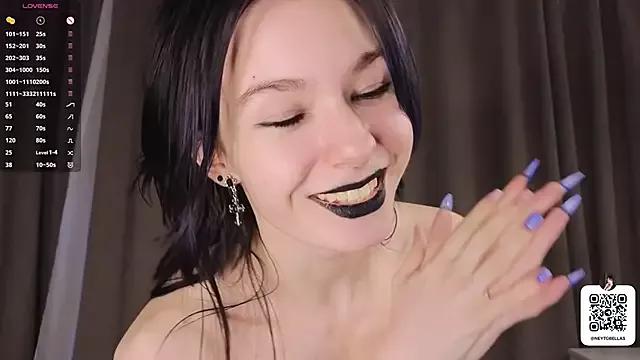 EsmeBellas on StripChat 