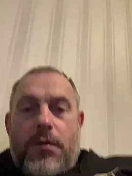 Freechat Frosl on StripChat