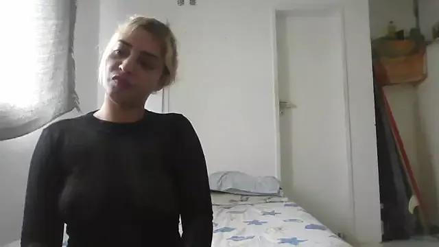 Freechat Gabrielleof on StripChat