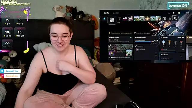 GamerGirl_Eve on StripChat