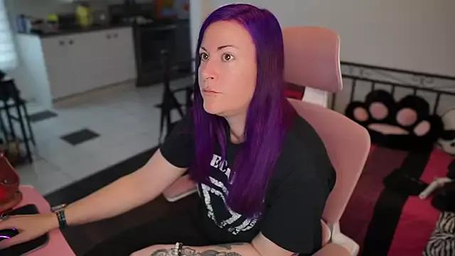 Freechat gennyrock on StripChat