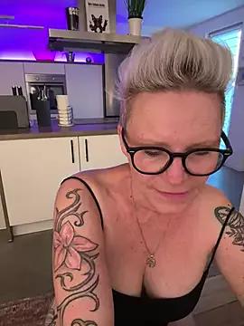 Freechat German_Milf on StripChat