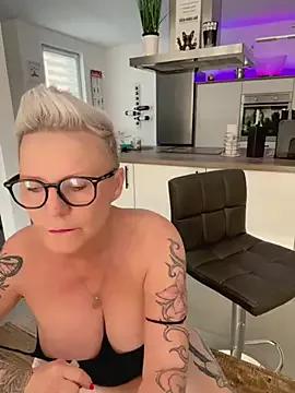 Freechat German_Milf on StripChat