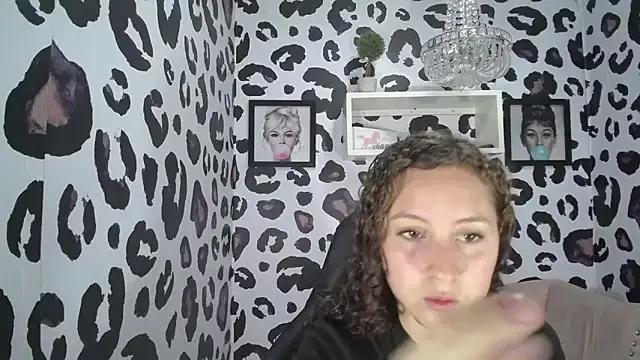 ginebra_a_ on StripChat 
