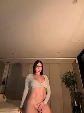 HannaBeckett on StripChat 