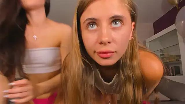 hannah_x_x_ on StripChat 