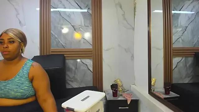 HannyMansonh on StripChat 