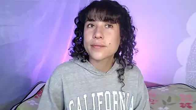 Hellen_dumont on StripChat 