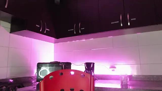 Hellen_dumont on StripChat 