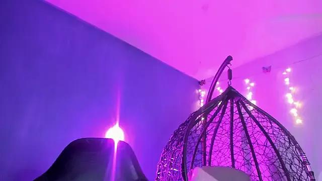Hellen_dumont on StripChat 