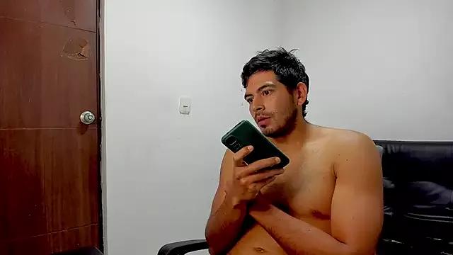 Himoreno25 on StripChat