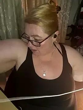 Freechat Iceprincess2bad4u on StripChat