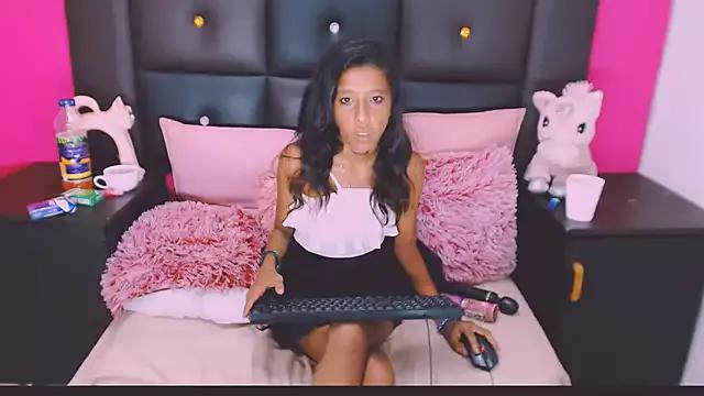 IndianTeazerXX on StripChat 