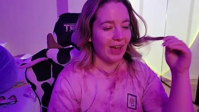 Freechat InternetFairy_XO on StripChat