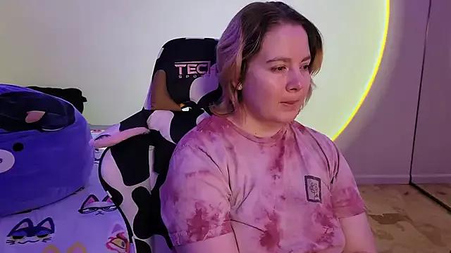 Freechat InternetFairy_XO on StripChat