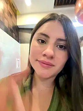 Offline Isabella21_ on StripChat