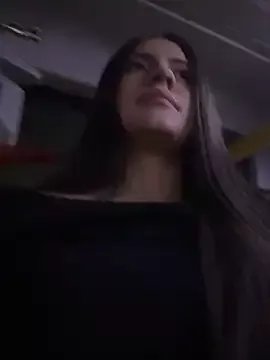 Offline Isabella21_ on StripChat