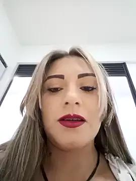 Isabellaa_Garcia_ on StripChat 