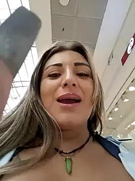 Isabellaa_Garcia_ on StripChat 