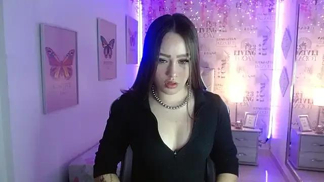 Ivyy_Crystal on StripChat 