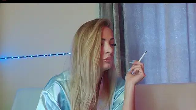 Freechat Izabellle02 on StripChat