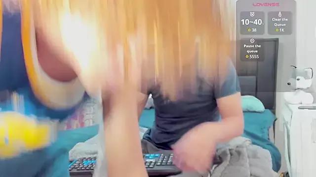 javieryalejandro on StripChat